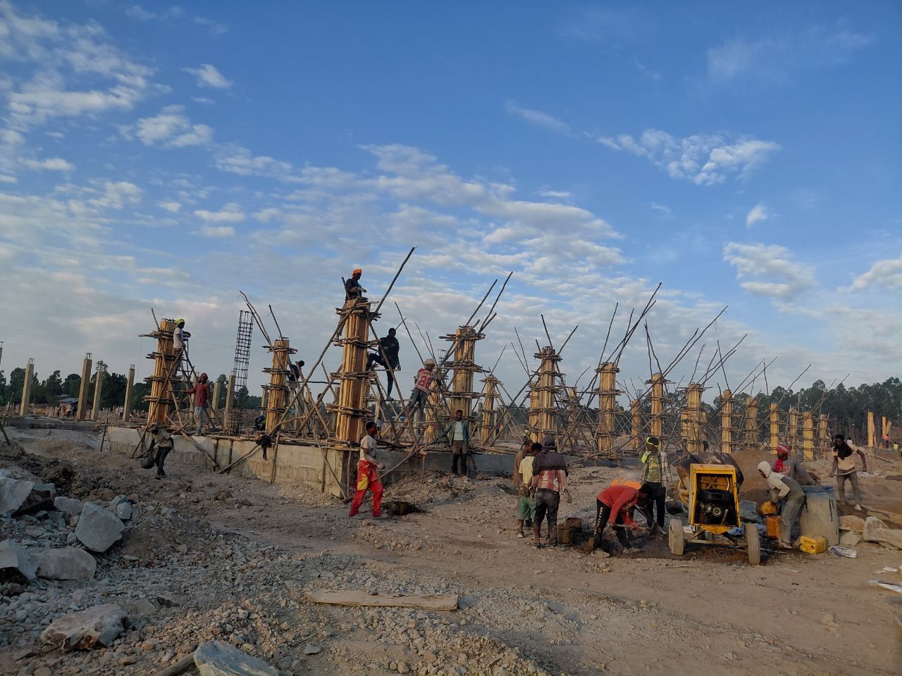 የሩፎ ዋኤኖ ሞዴል 2ኛ ደረጃ ትምህርት ቤት ግንባታ እየተፋጠነ መሆኑ ተገለፀ፡፡